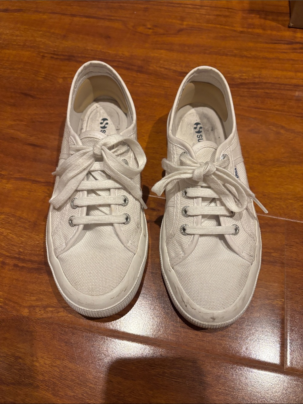 Superga Women’s 37.5 White Low-Top Canvas Sneakers (2750-Cotu Classic)